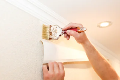 Pose de papier peint à Charnois — revêtements muraux et toiles de verre